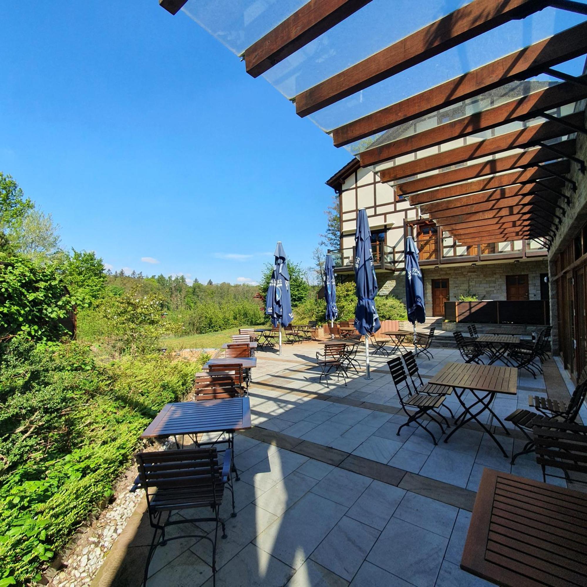 Hotel Gut Klostermuehle Natur Resort & Medical Spa Alt Madlitz Exteriör bild