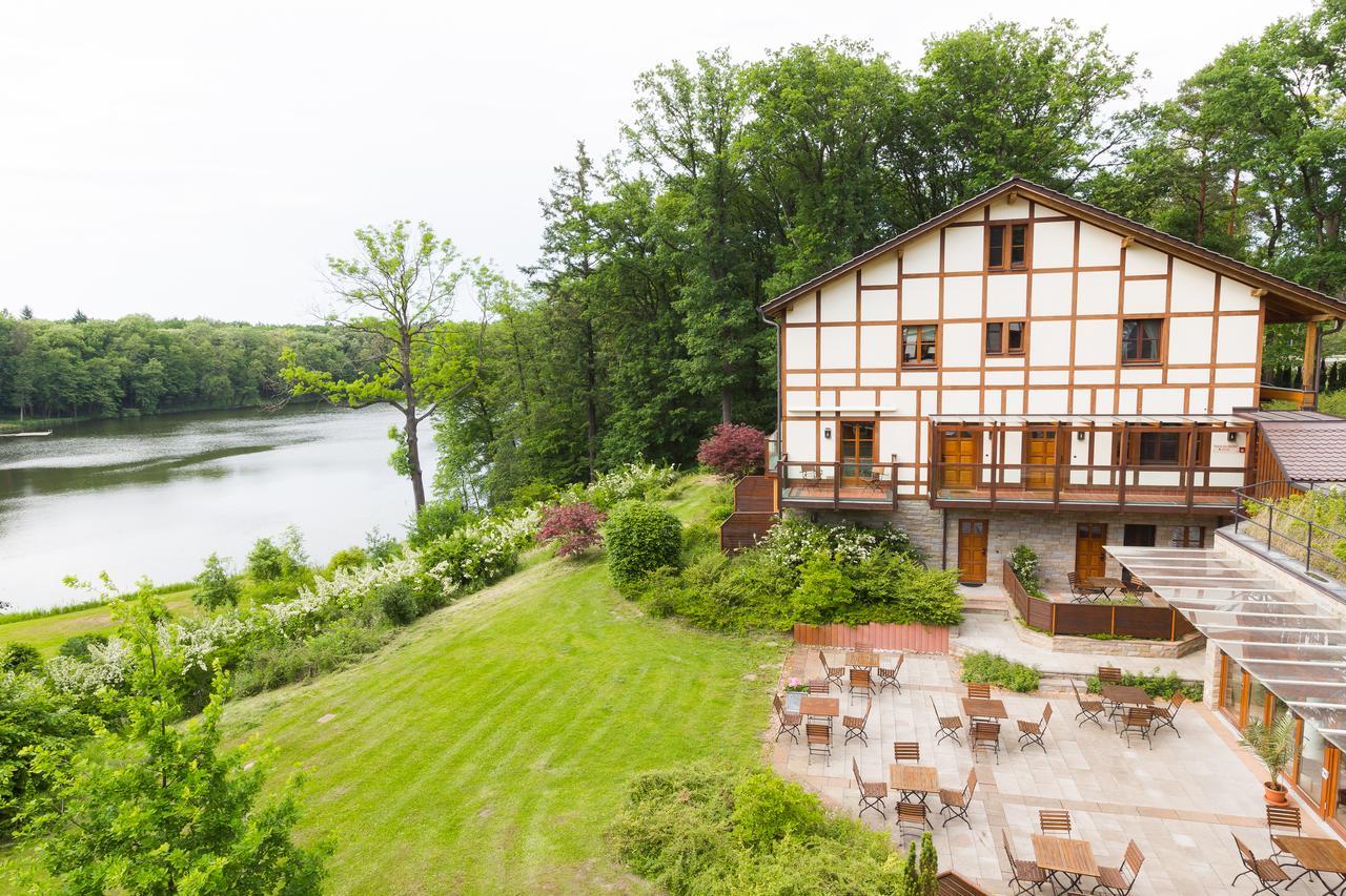 Hotel Gut Klostermuehle Natur Resort & Medical Spa Alt Madlitz Exteriör bild