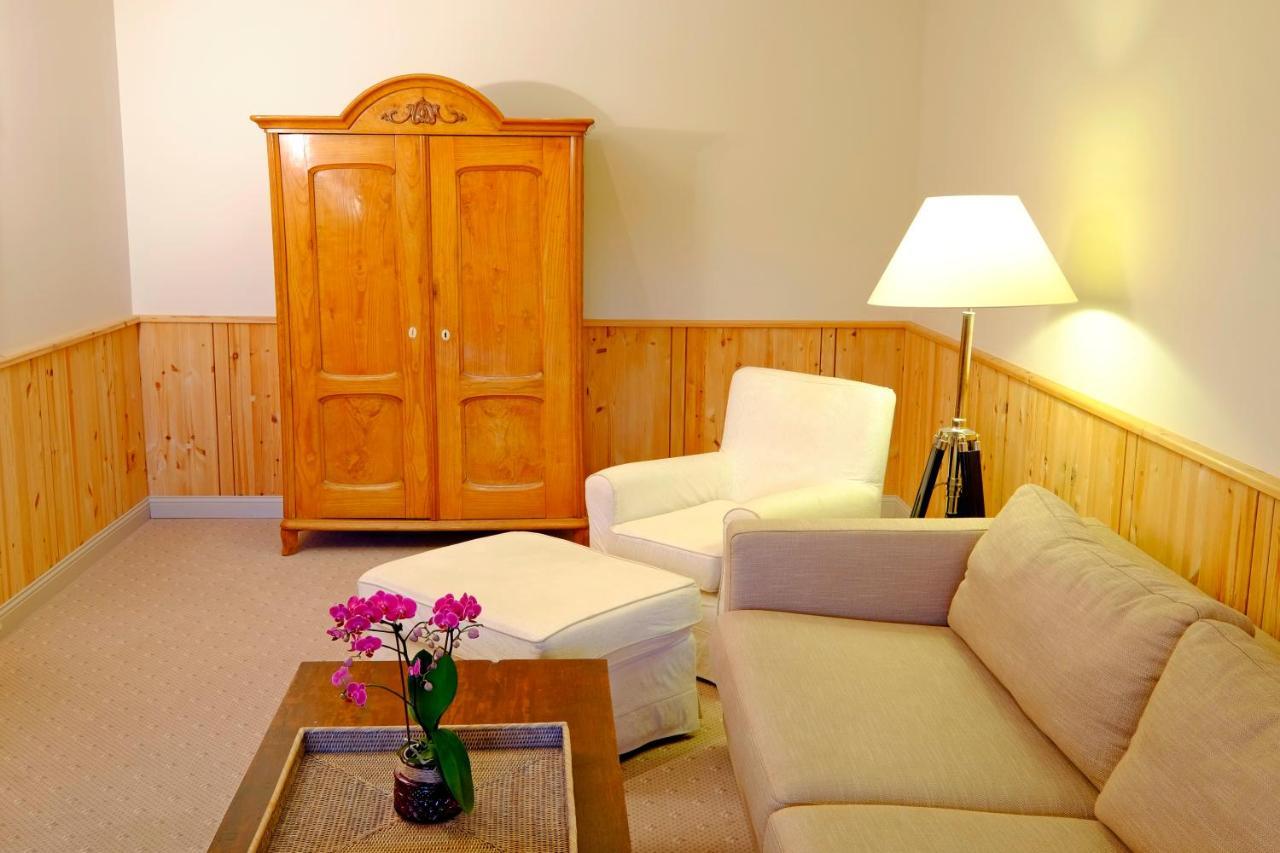 Hotel Gut Klostermuehle Natur Resort & Medical Spa Alt Madlitz Exteriör bild